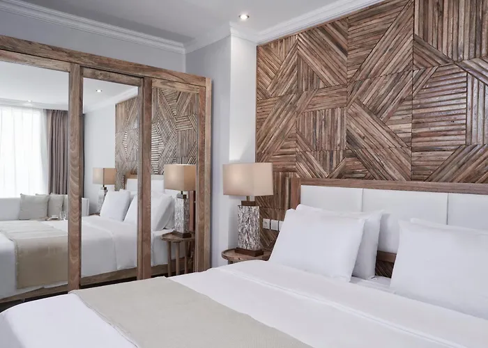 Mythos Palace (adults Only) Kouspádhes